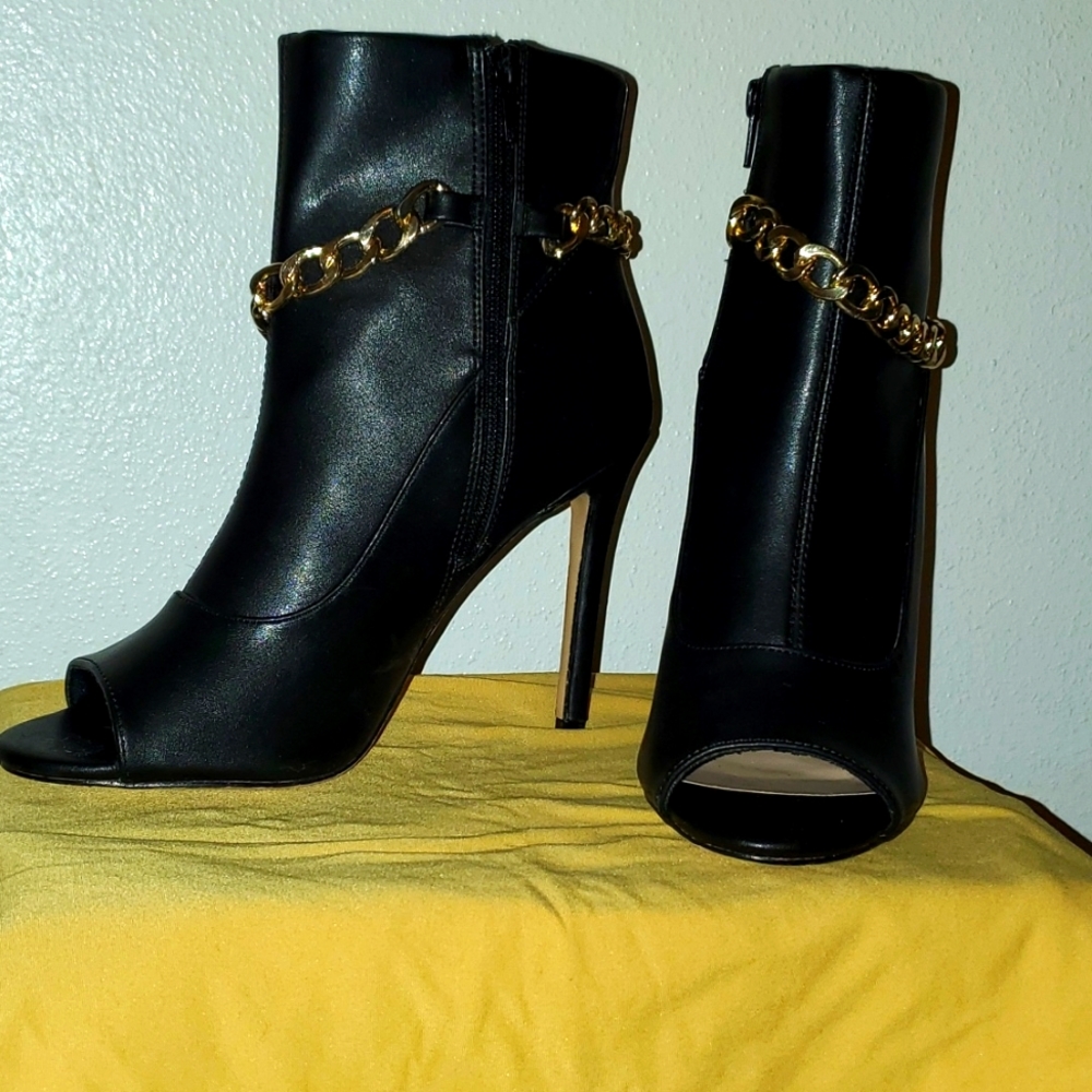 Black High heels